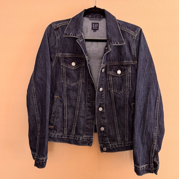 GAP jean jacket dark wash size S - Picture 2 of 4